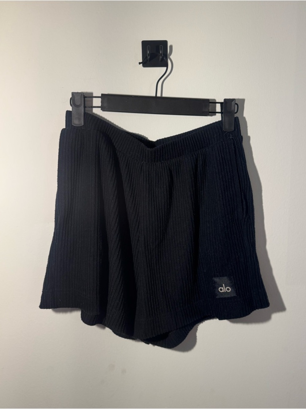 Alo Muse Ribbed Shorts